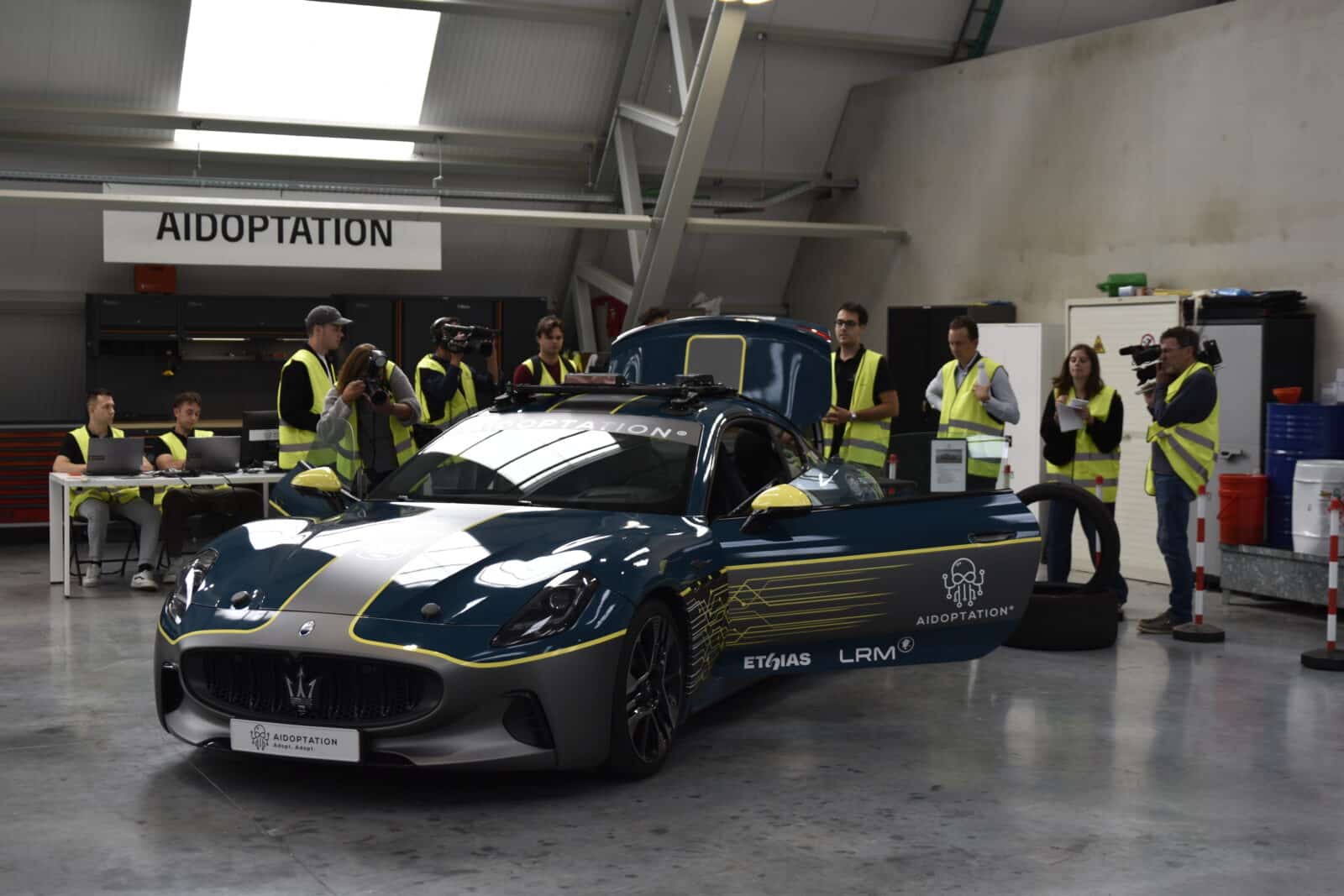 Aidoptation - volledig autonome Maserati GranTurismo Folgore